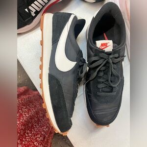 Nike Waffle Trainer 2 Black White Men’s